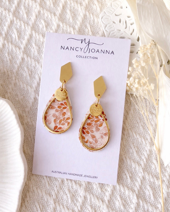 Mini Desert Blossom Teardrops Nancy Joanna