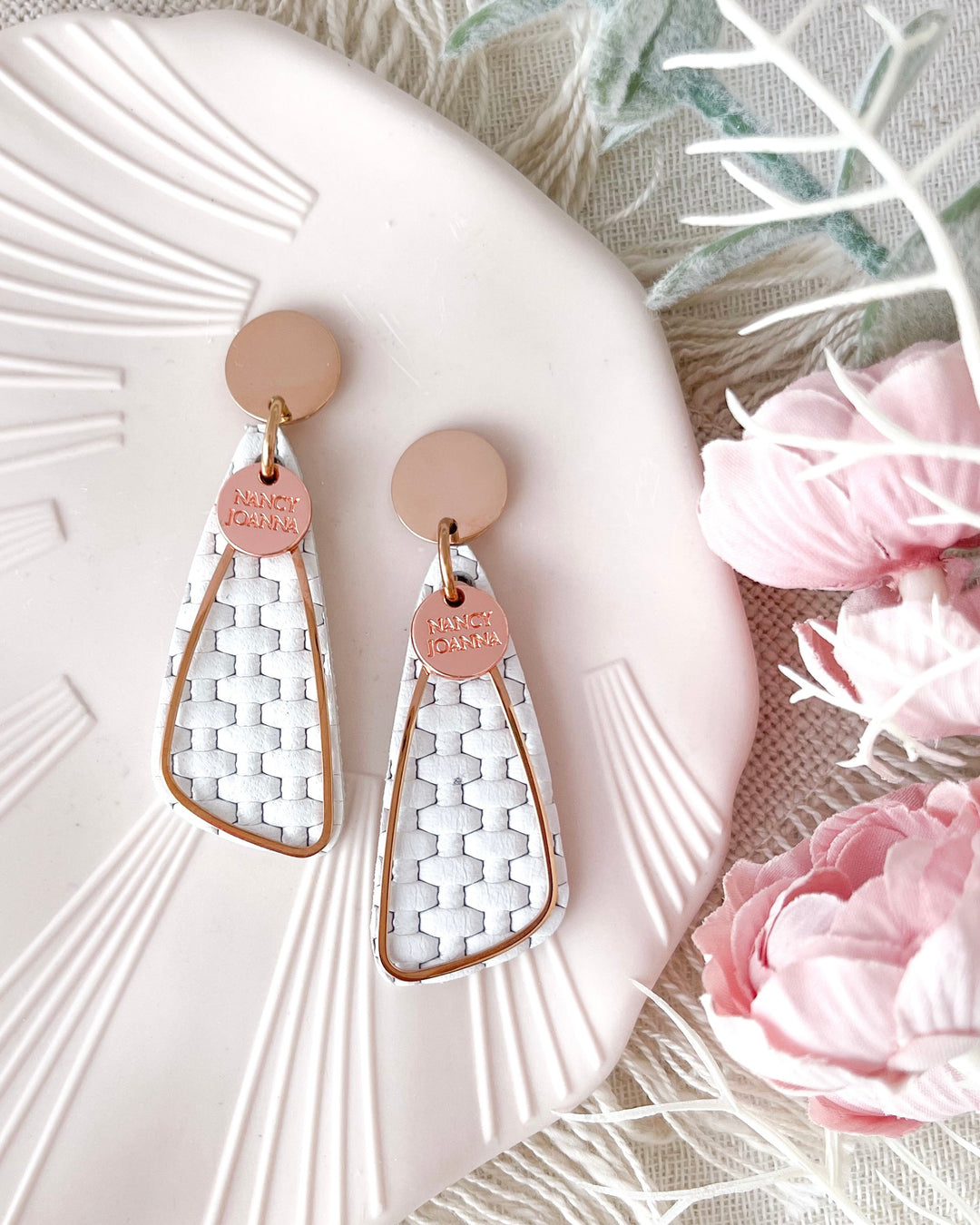 MINI White Textured Side Drops Nancy Joanna