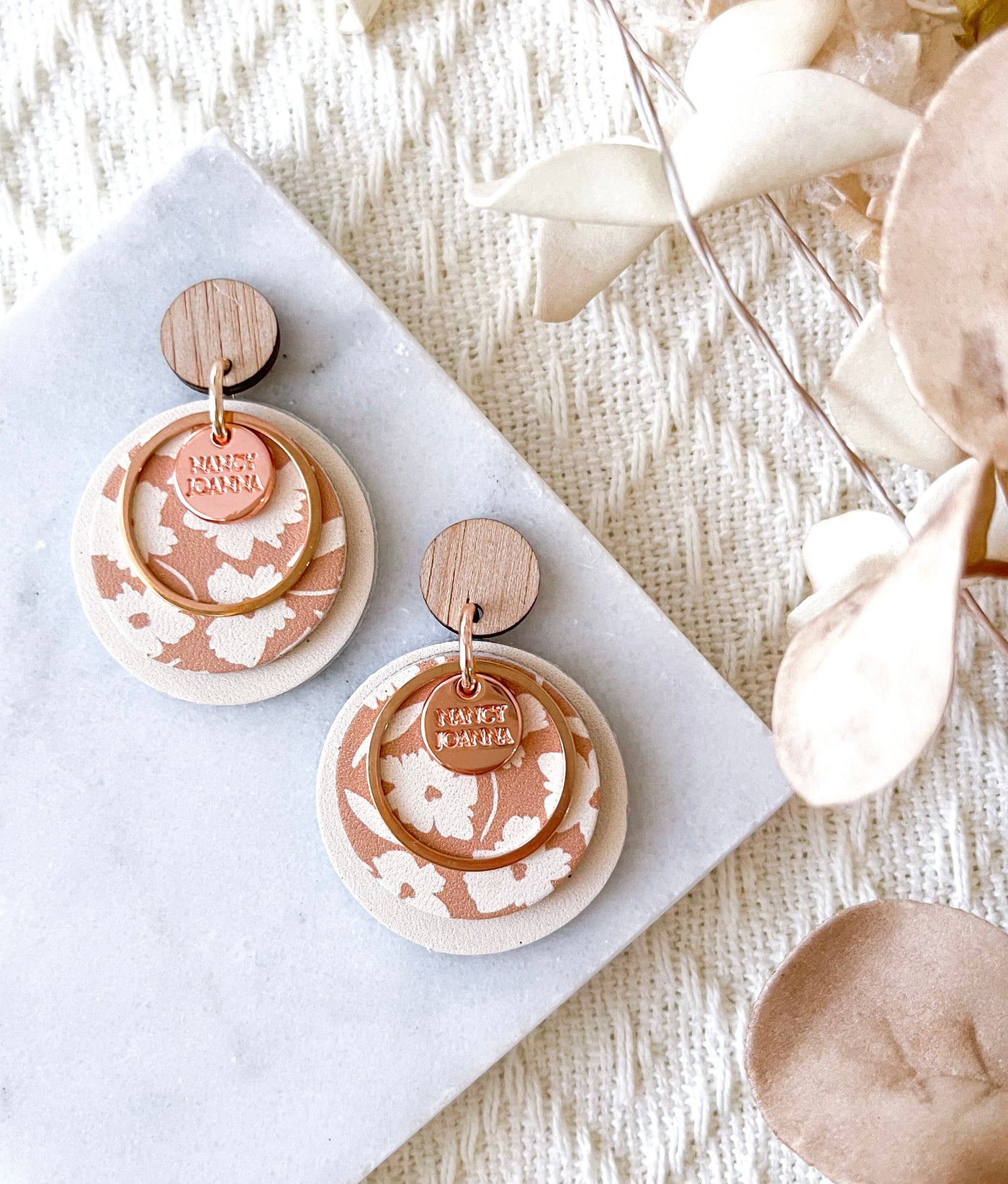 Caramel Daisy Double Round Drops Nancy Joanna