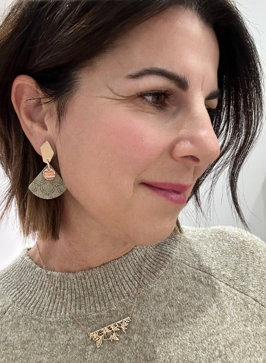 (Copy) (Copy) Oval Nancy Joanna