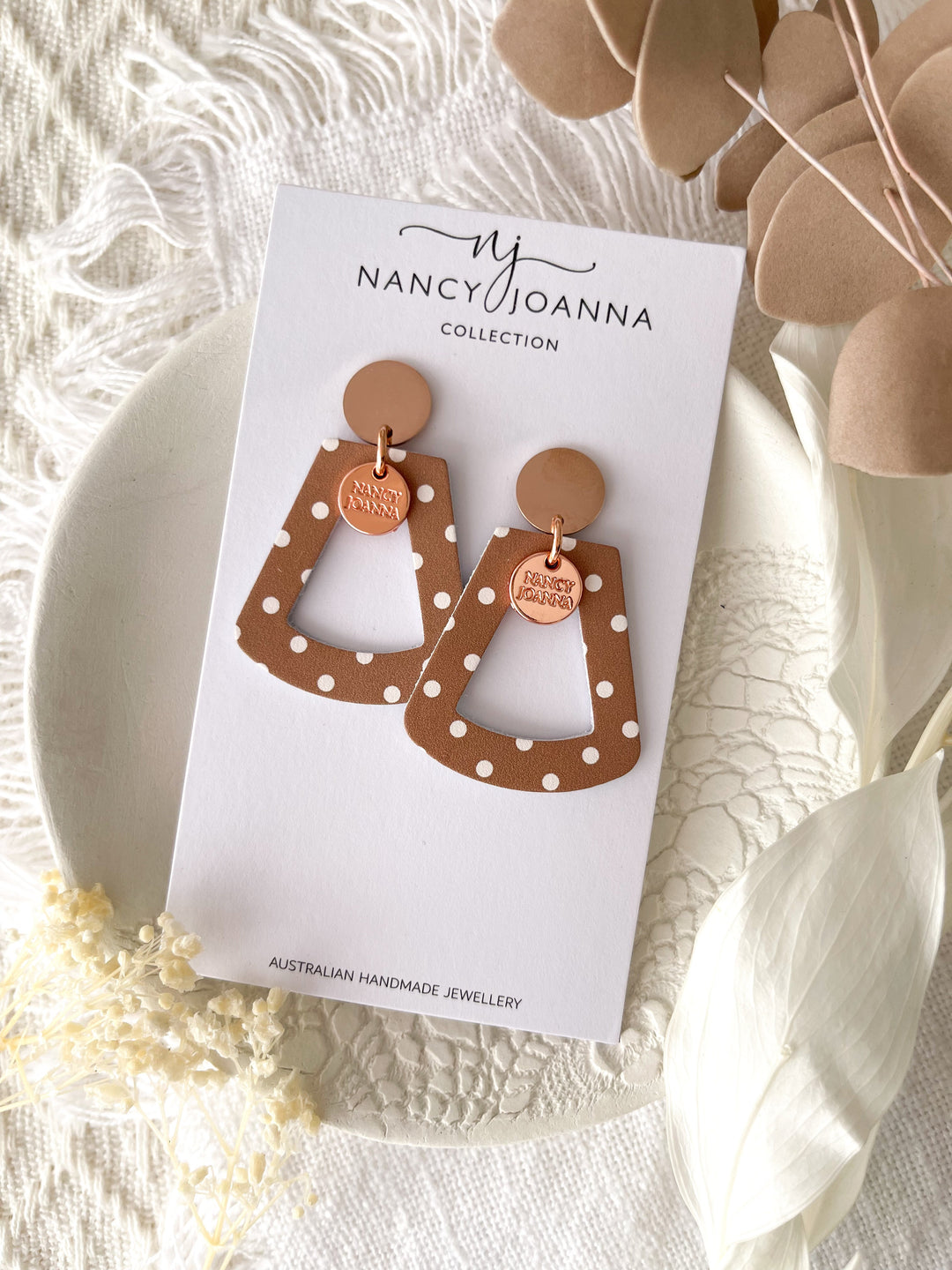 (Copy) Spencer Drops Nancy Joanna