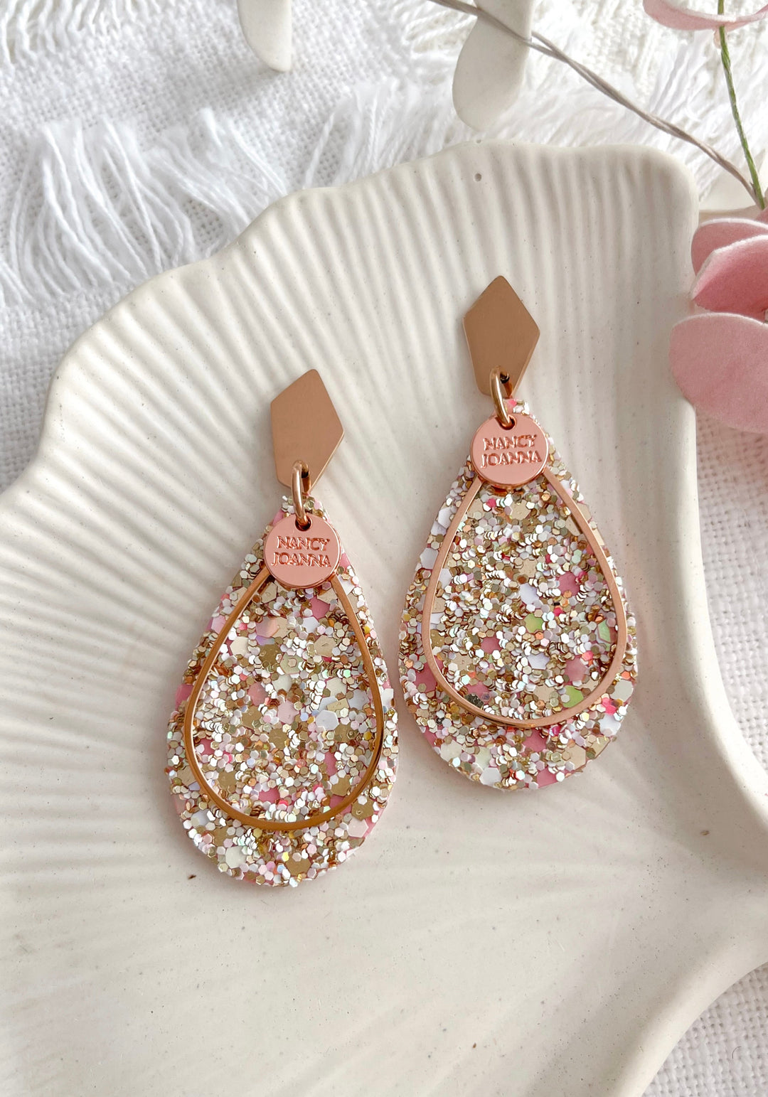 Champagne Sparkle Teardrops Nancy Joanna