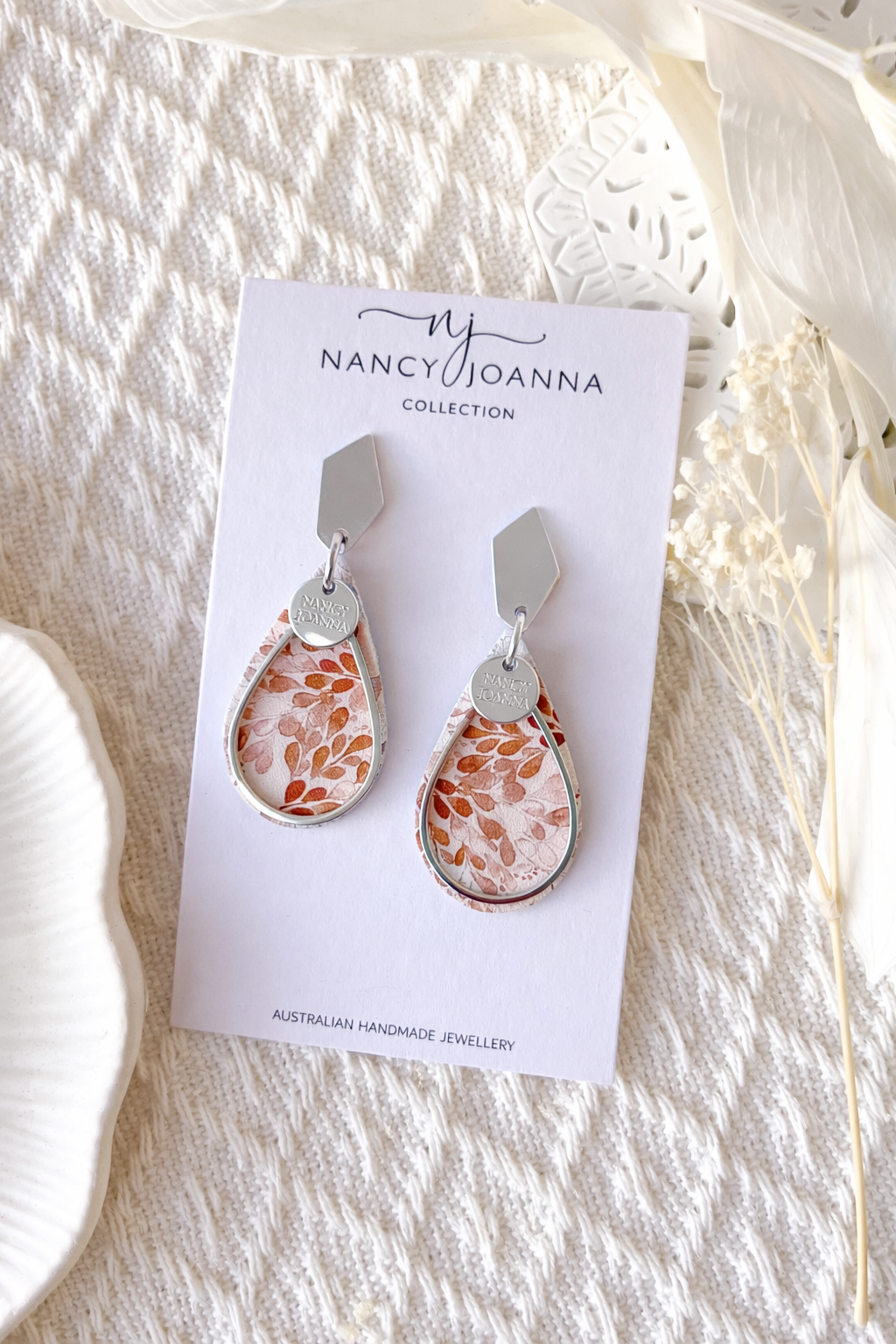 Mini Desert Blossom Teardrops Nancy Joanna