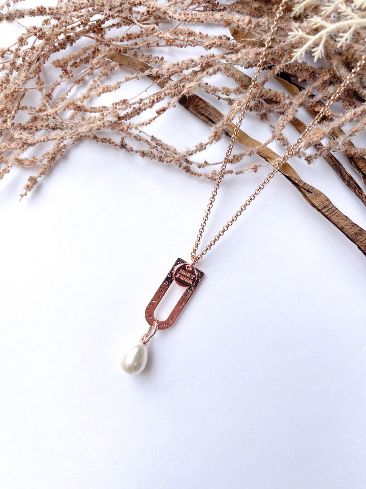 Pearl Drop Pendant Nancy Joanna